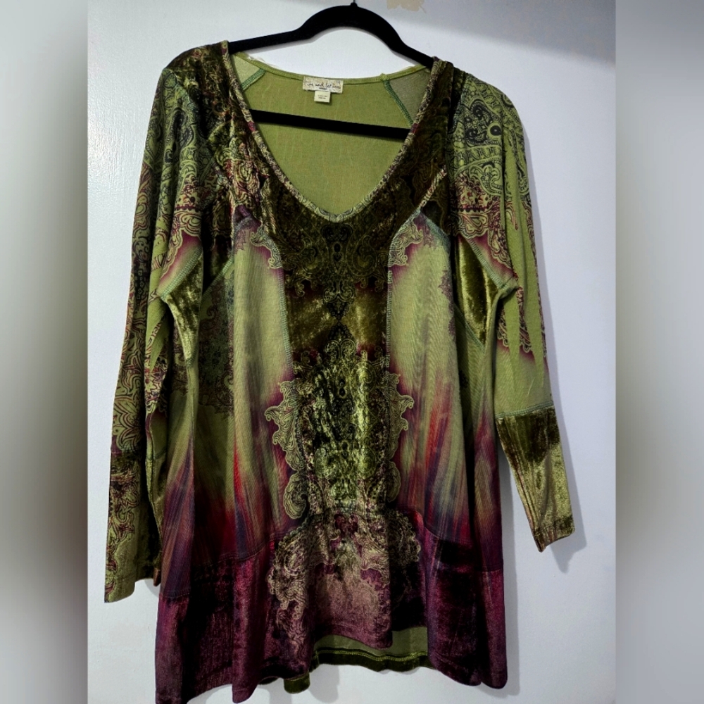 Womens top and pants